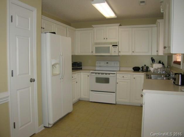 Steele Meadows - Residential Lease