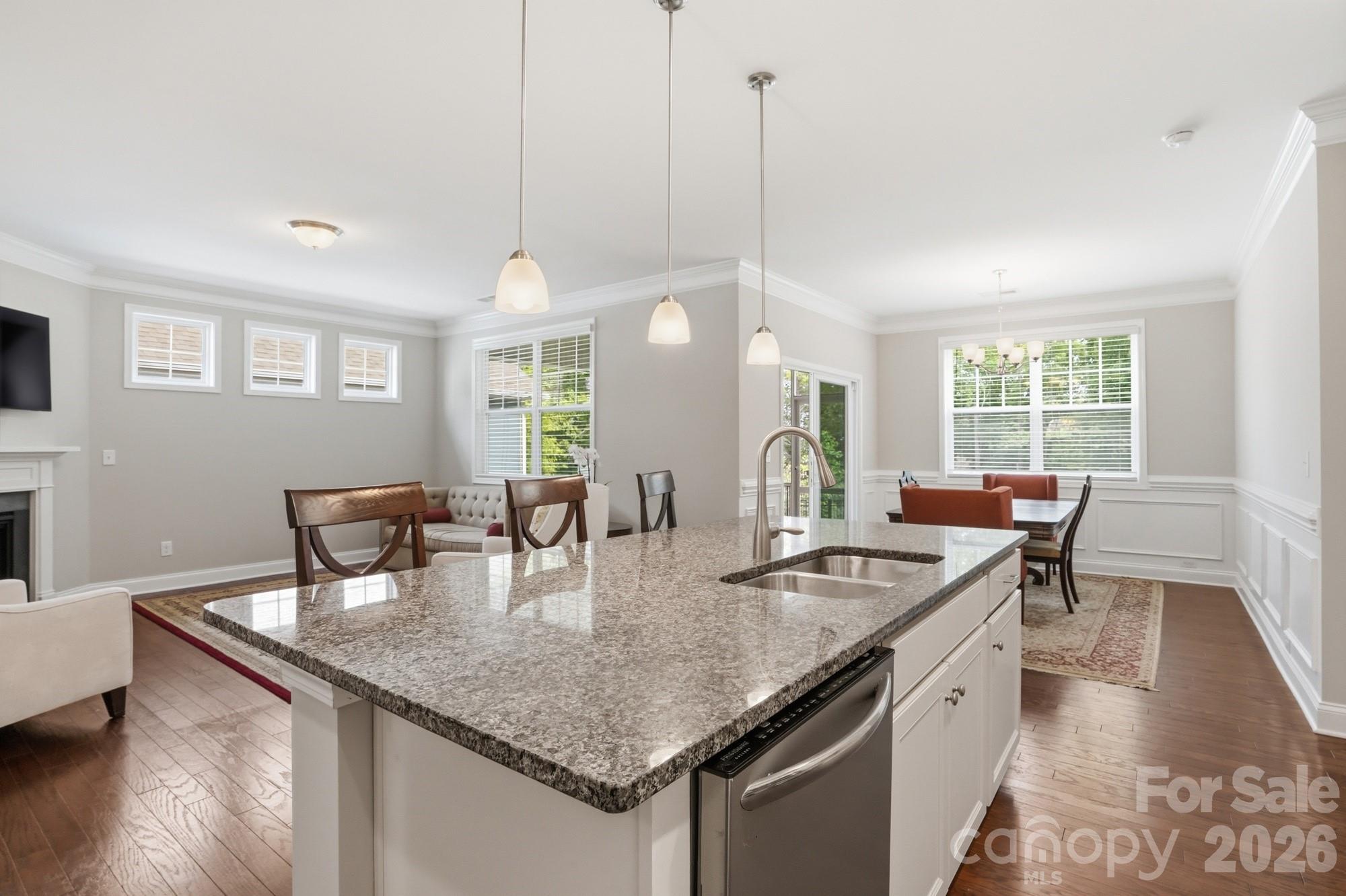 5032 Lydney Circle