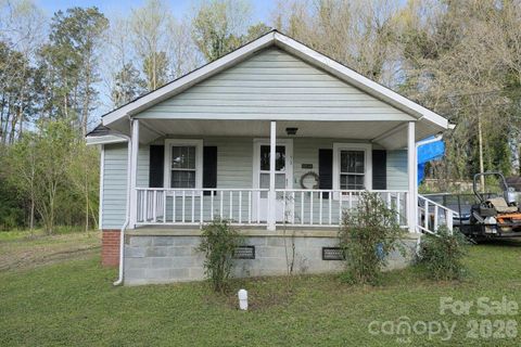 Photo of 624 Blue Street, Troy, NC 27371 (MLS # 4358666)