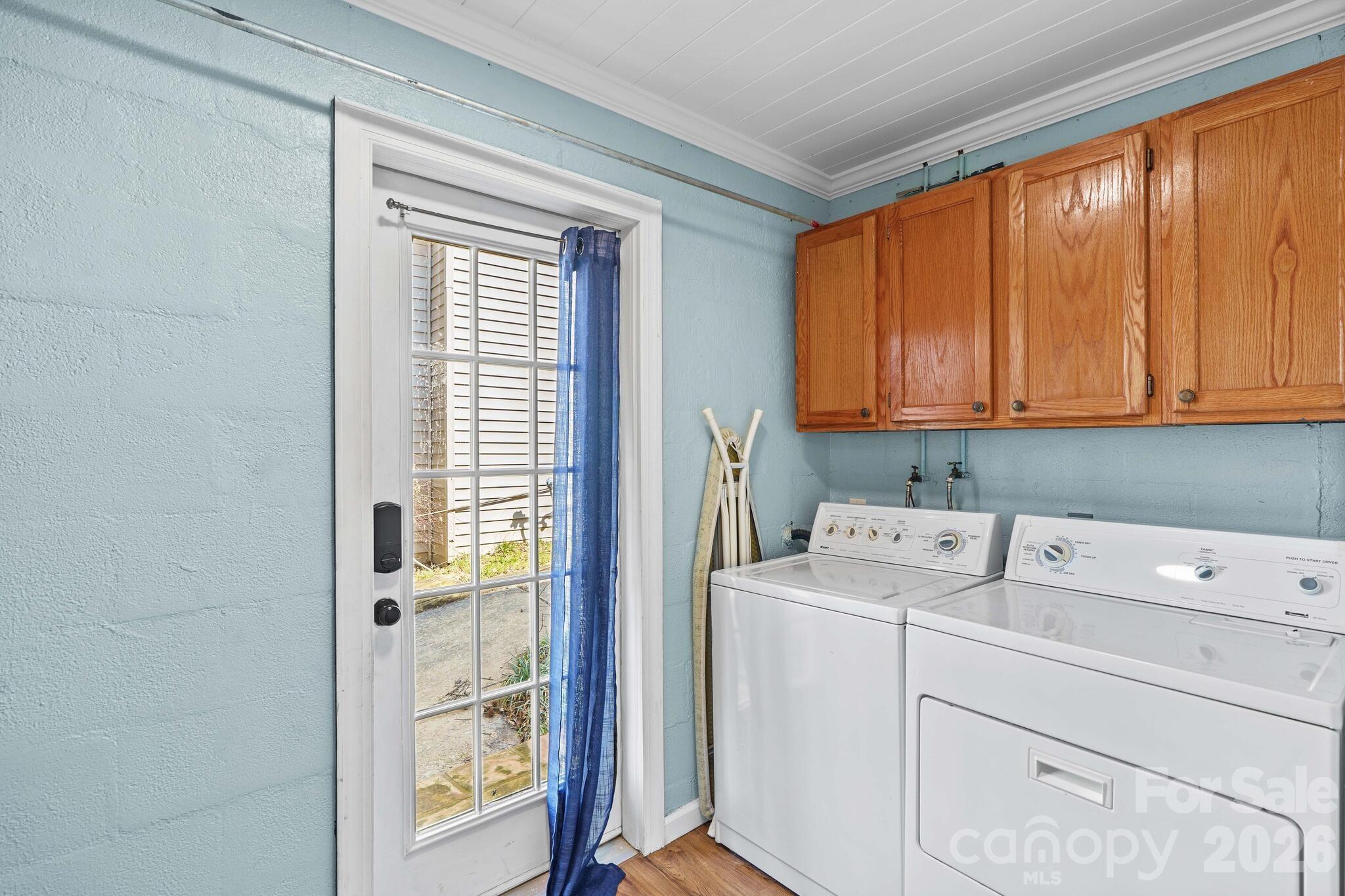 Hickory Point - Residential