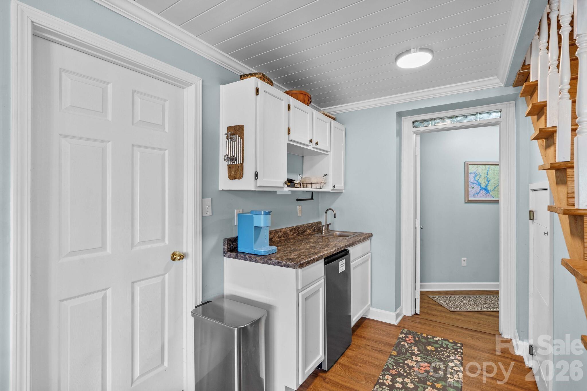 Hickory Point - Residential