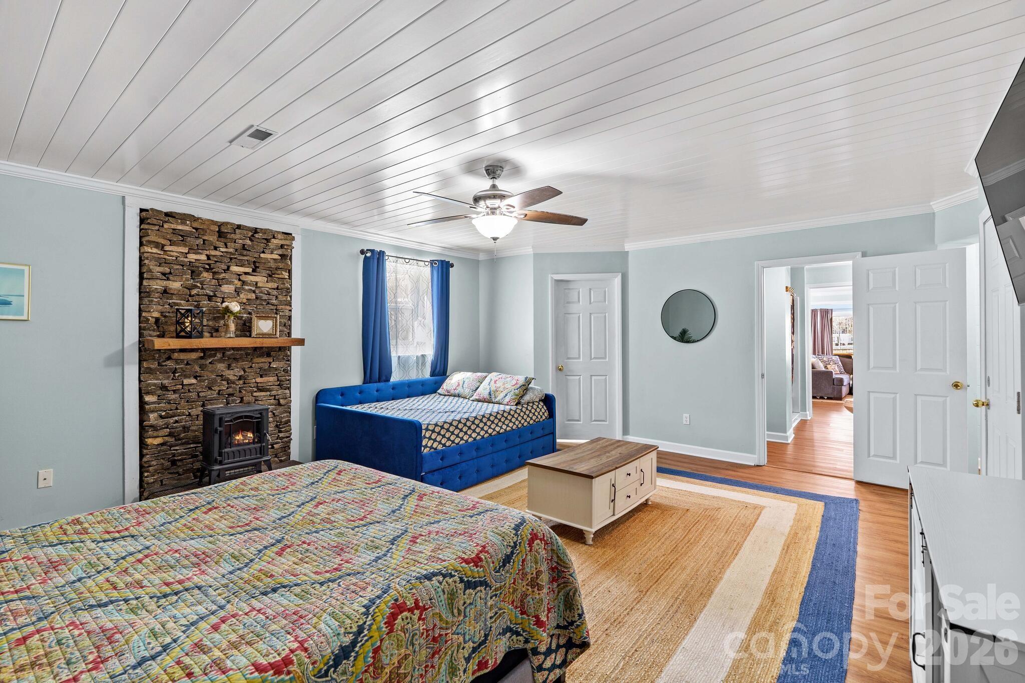 Hickory Point - Residential