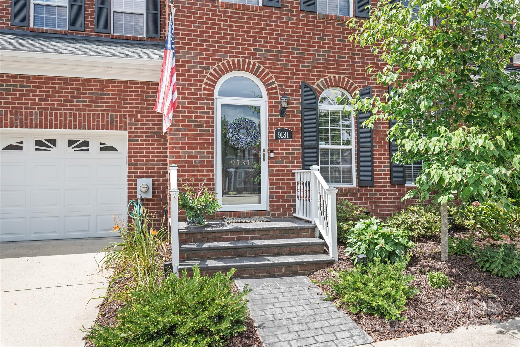 9131 Bonnie Briar Circle