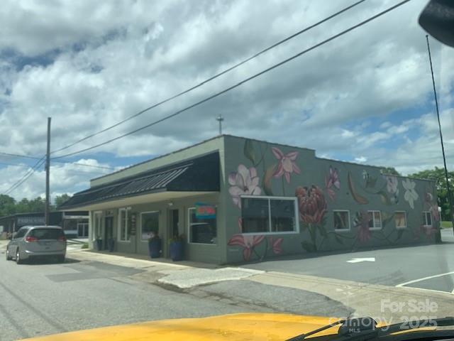 3.02AC 9TH Avenue E