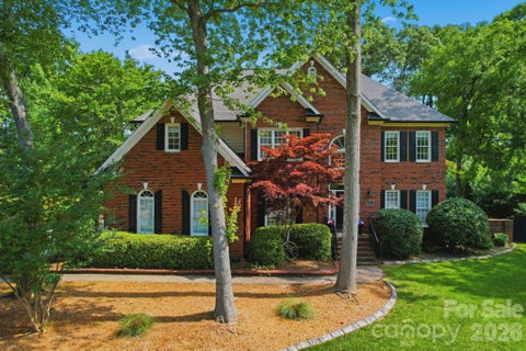 Photo of 6821 Hollow Oak Drive, Charlotte, NC 28227 (MLS # 4398137)