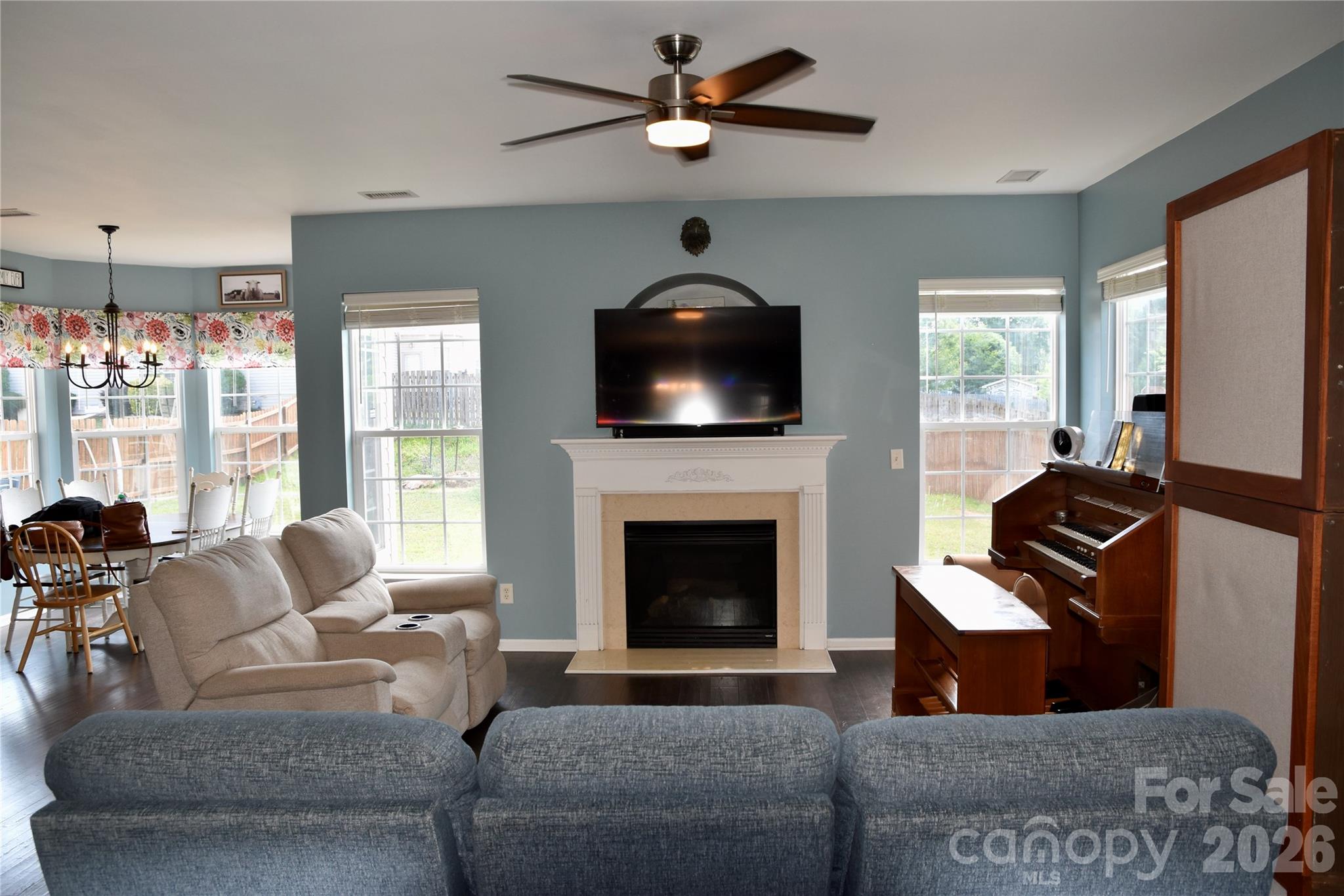 Applegate - Residential