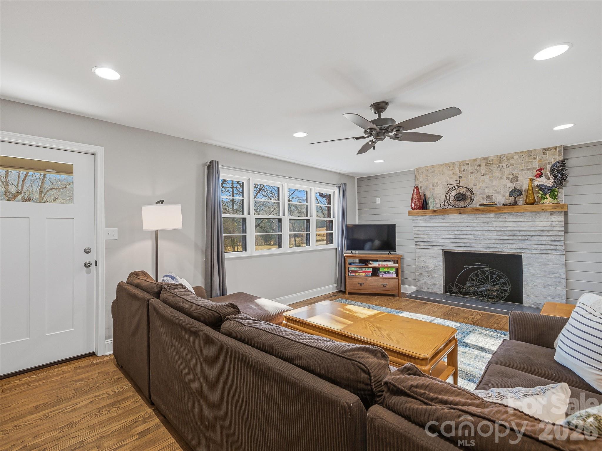 3869 Crab Creek Road