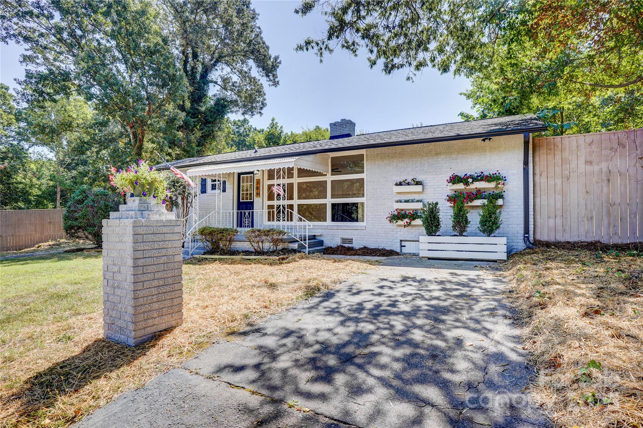306 N Correll Street