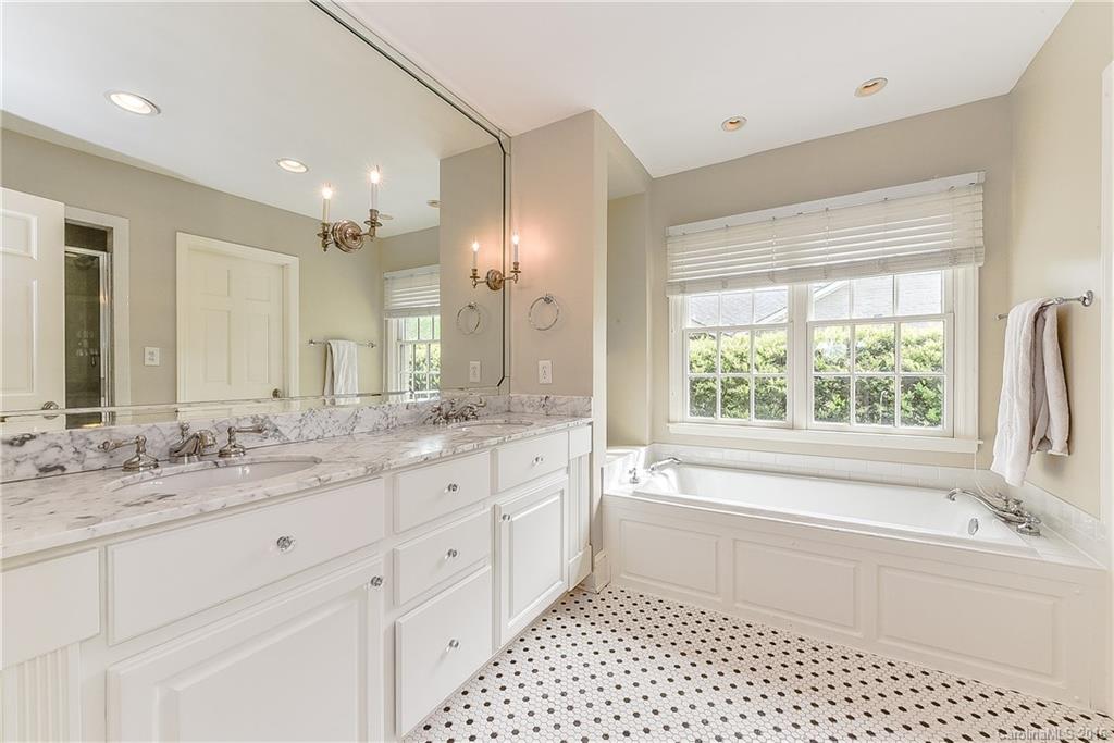 Barclay Downs - Residential