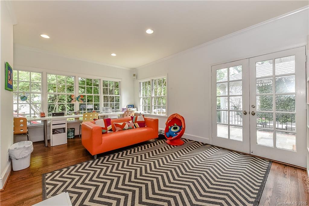 Barclay Downs - Residential