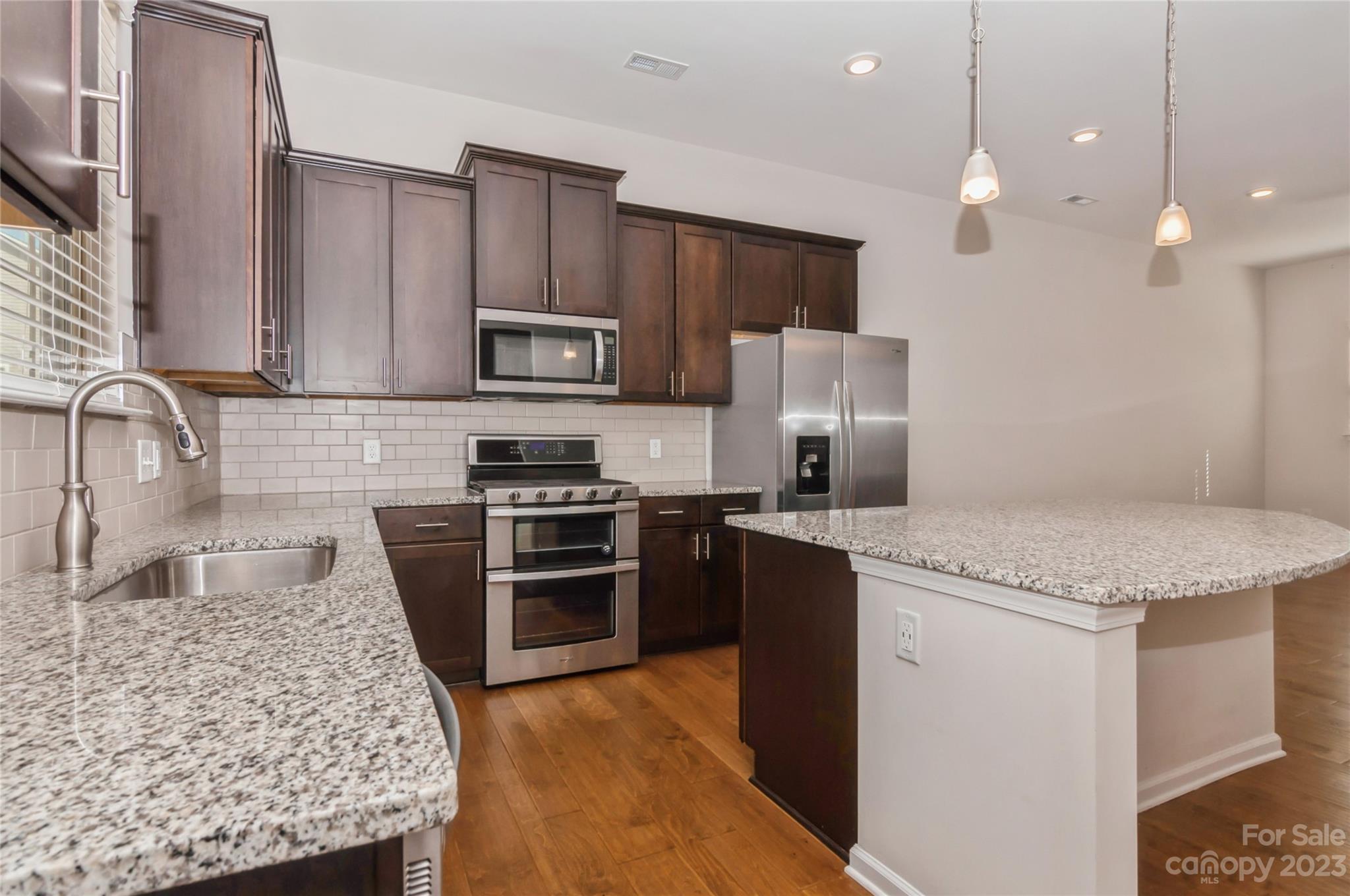 Hadley at Arrowood Station - Residential