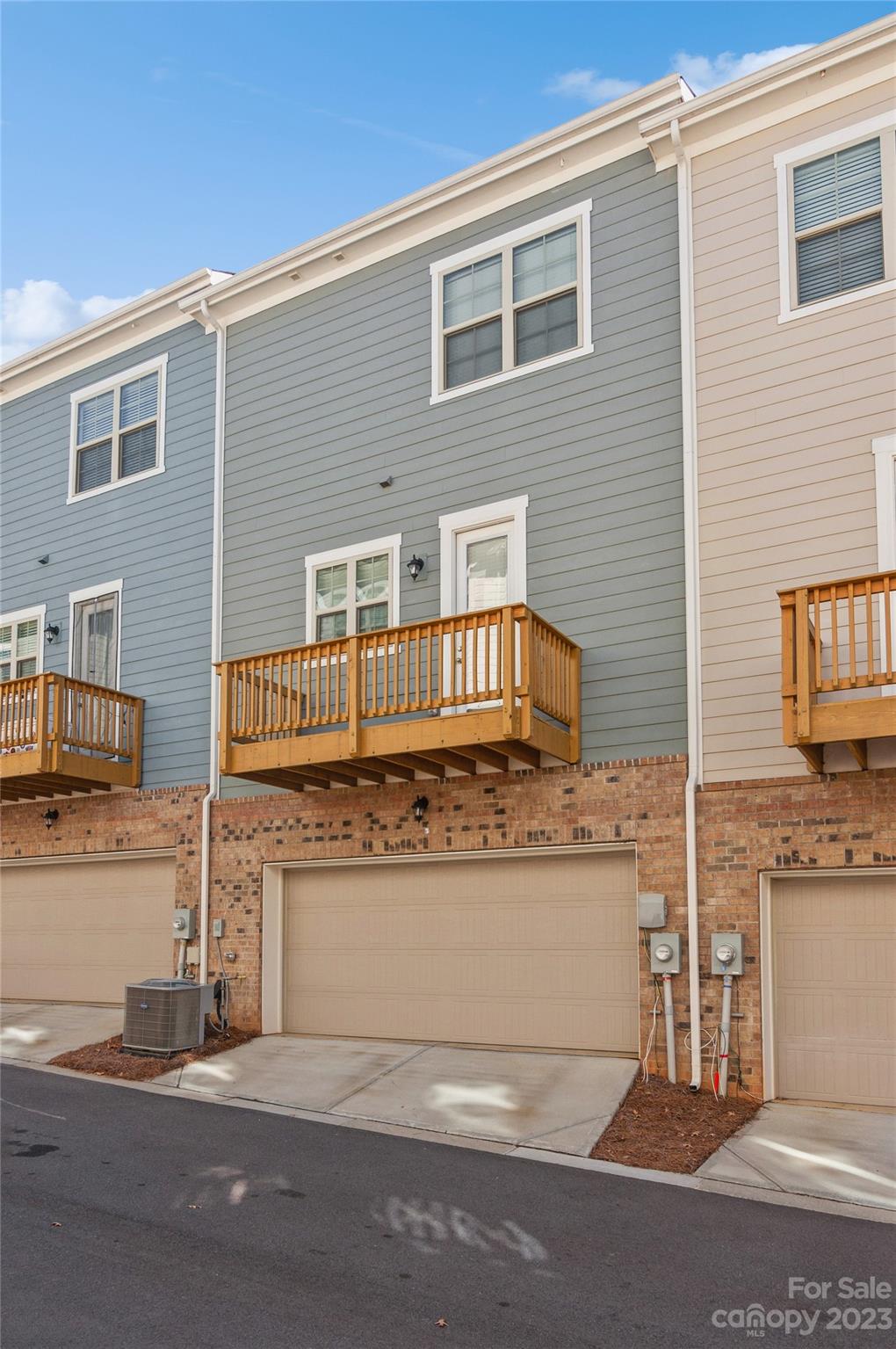 Hadley at Arrowood Station - Residential