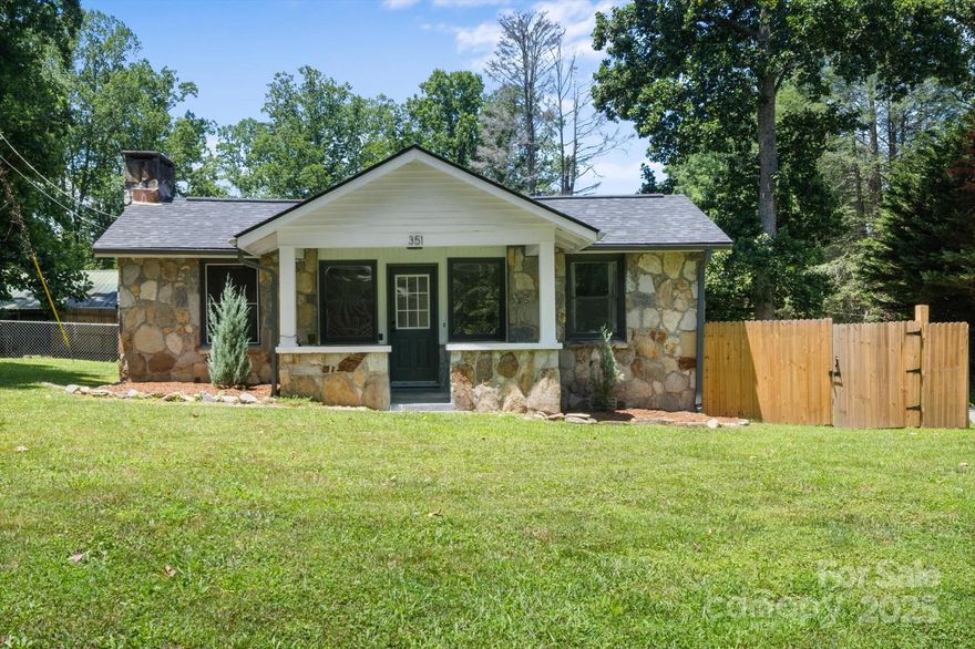 Charming Cottage Minutes from Downtown.
This cozy 1-bedroom, 1-bath cottage (2 bedroom septic permit) offers the perfect blend of charm, comfort, and convenience—all just minutes from downtown and with quick access to I-26. Whether you're a first-time buyer, looking to downsize, or searching for an ideal investment, this adorable home checks all the boxes. Inside, you'll find a welcoming living area and a bright, efficient galley kitchen that's as cute as it is functional. The bedroom offers a peaceful retreat, and the well-appointed bathroom adds to the home's overall charm. Step outside and fall in love with the expansive deck—perfect for relaxing, entertaining, or enjoying your morning coffee in the fresh air, extending your living area. Tucked in a quiet setting yet close to everything, this is a must-see. Roof installed 2024, giving you peace of mind. Flex space offers approx 128 SF HLA but not counted in SF due to ceiling height.