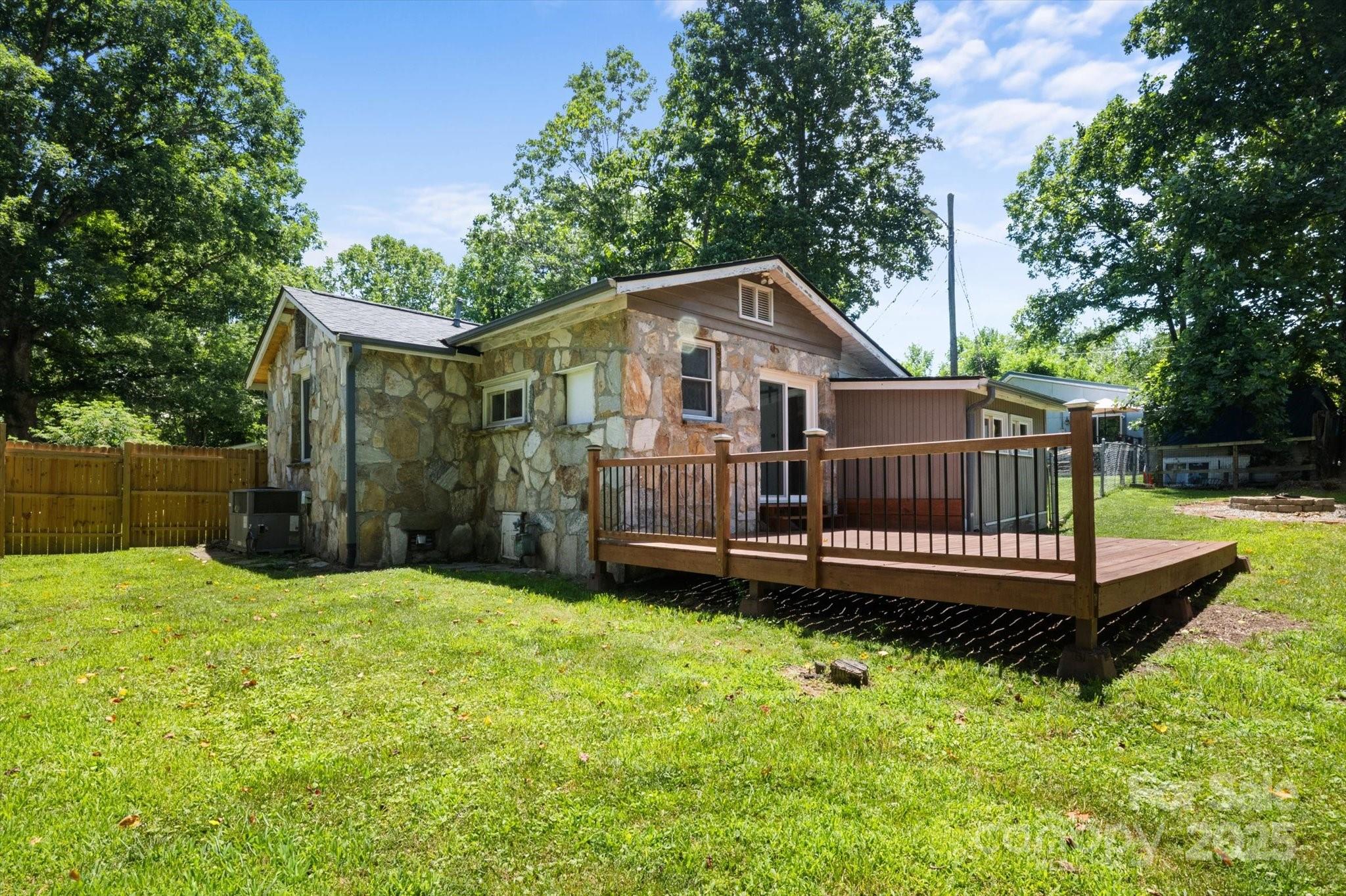 Mountain Home - Residential