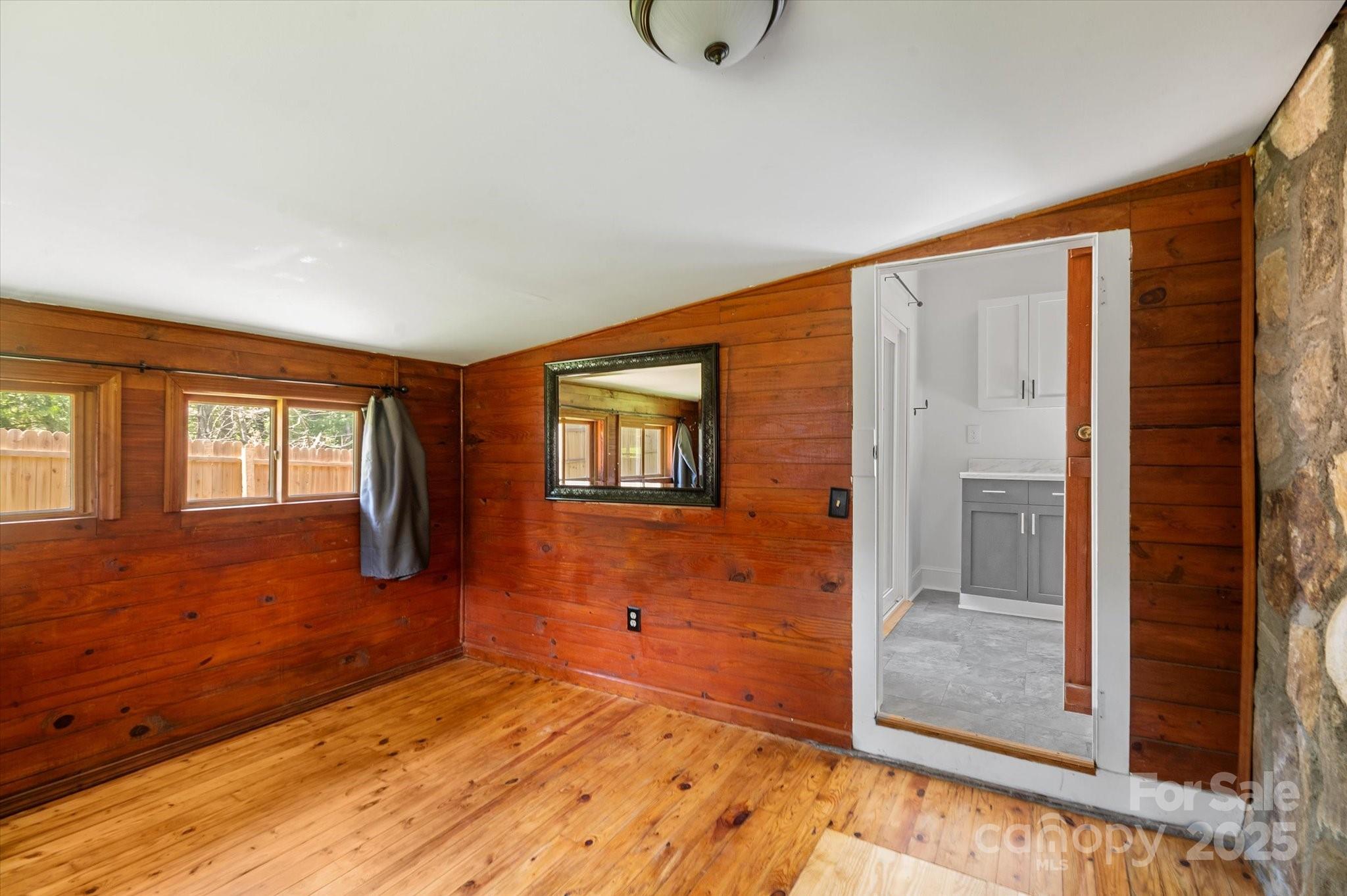 Mountain Home - Residential