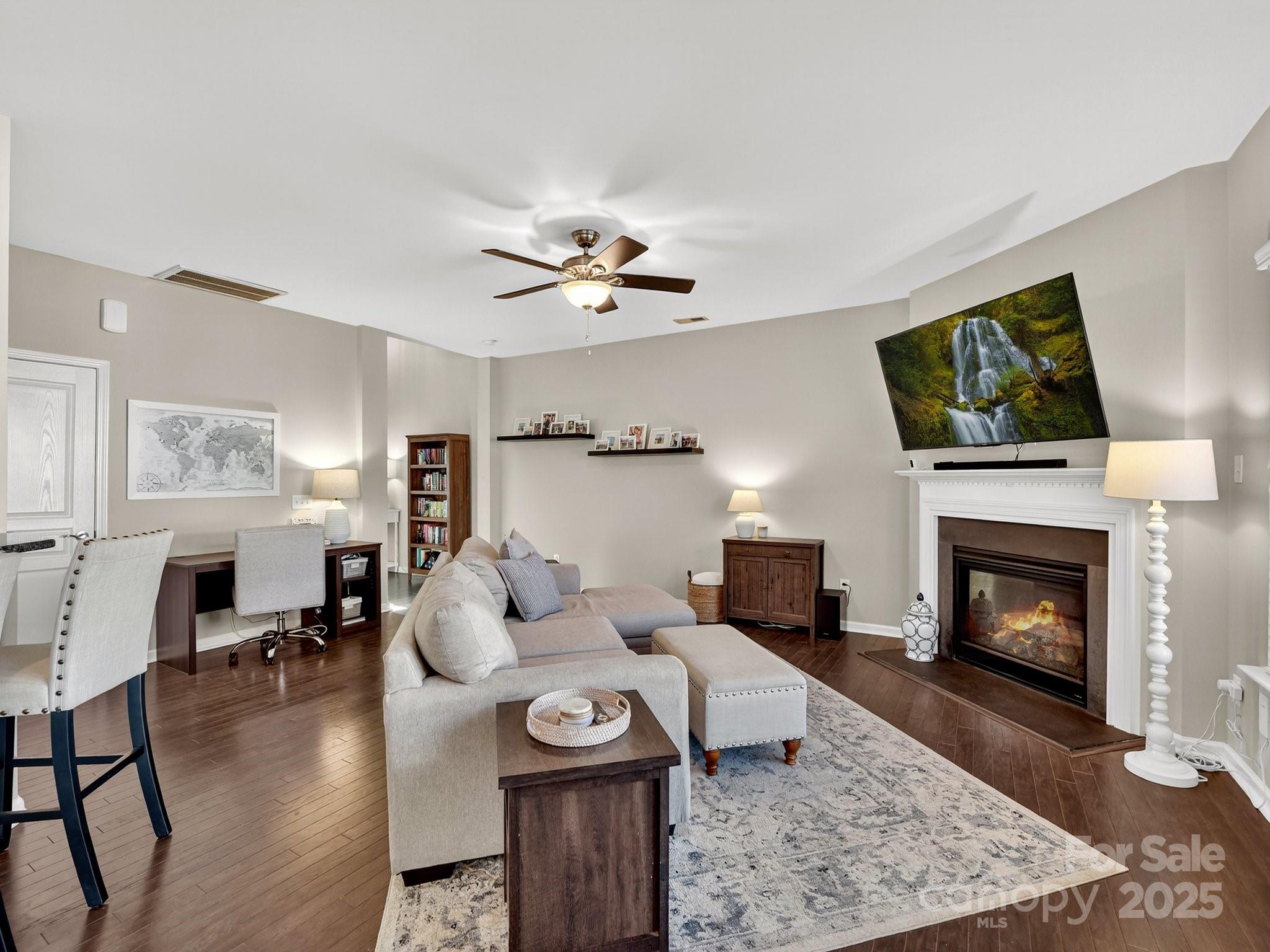 Park South Station - Residential