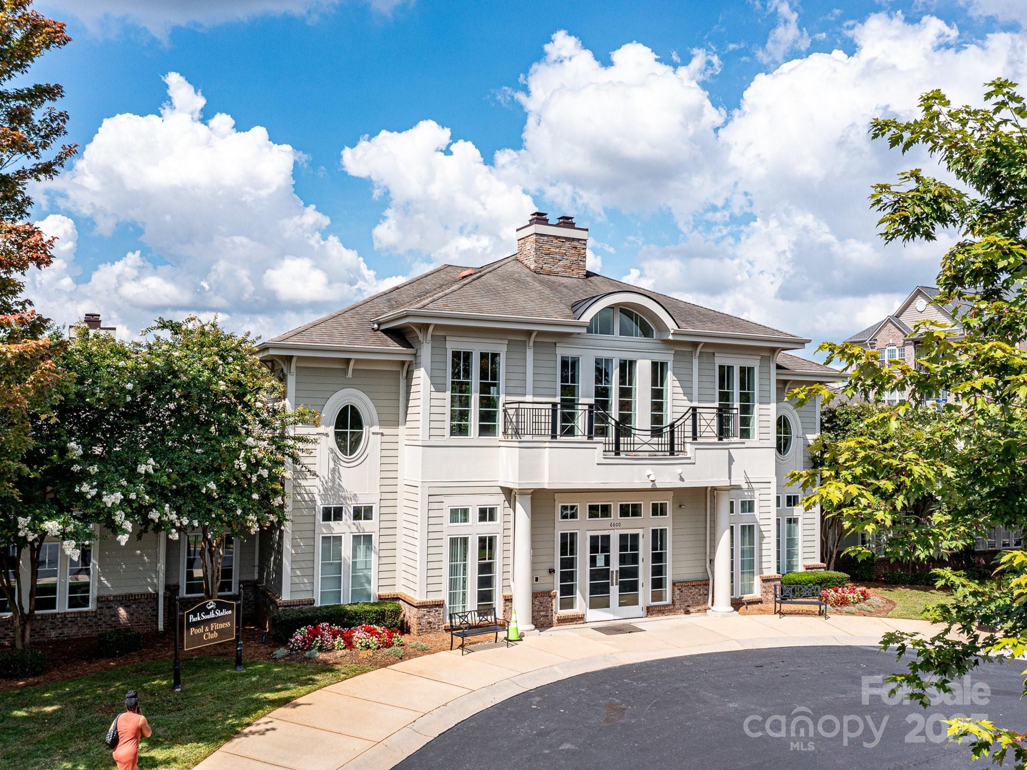 Park South Station - Residential