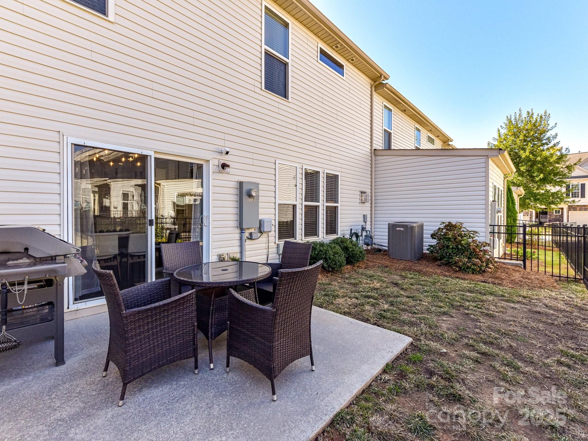 Park South Station - Residential