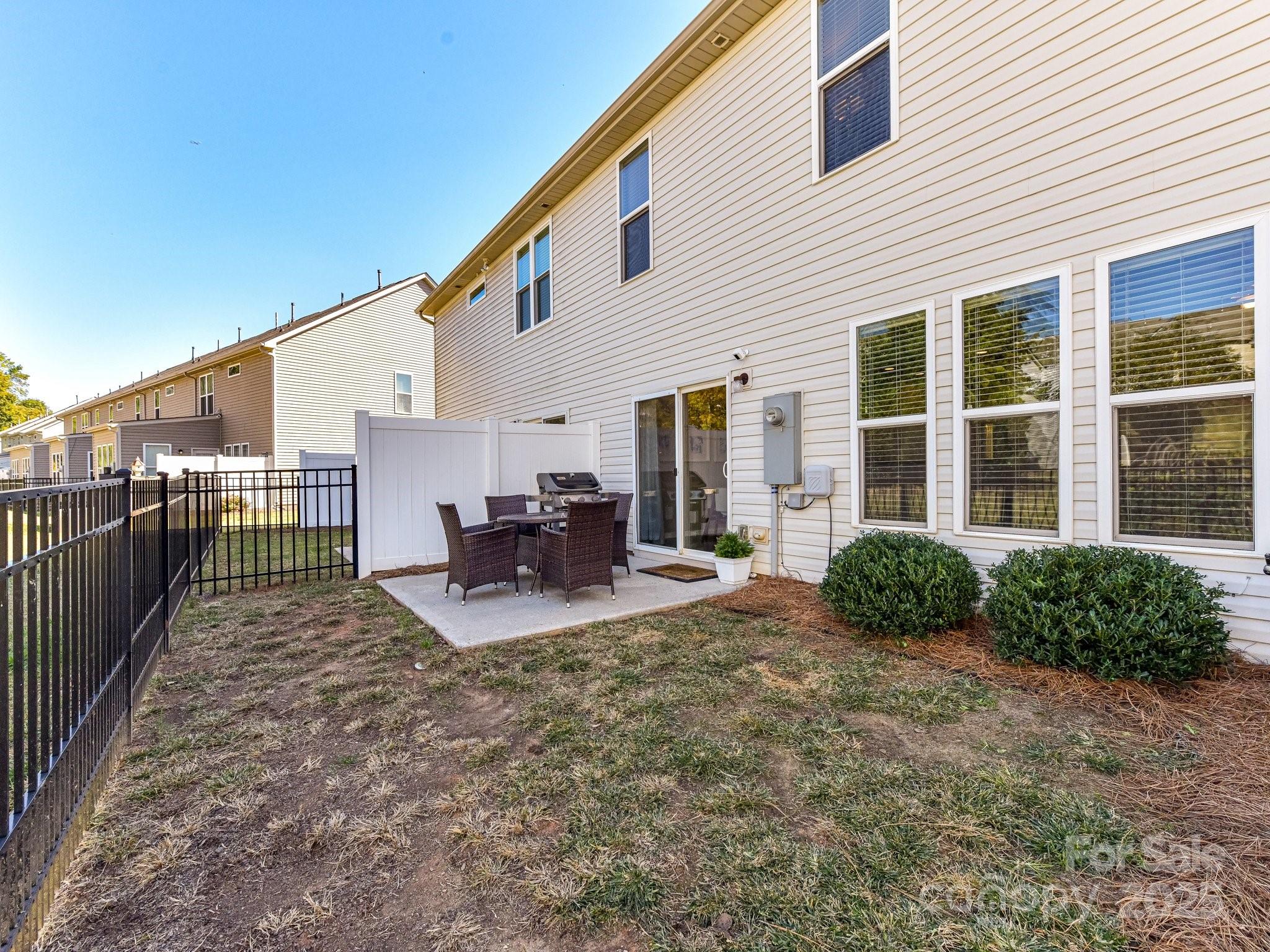 Park South Station - Residential