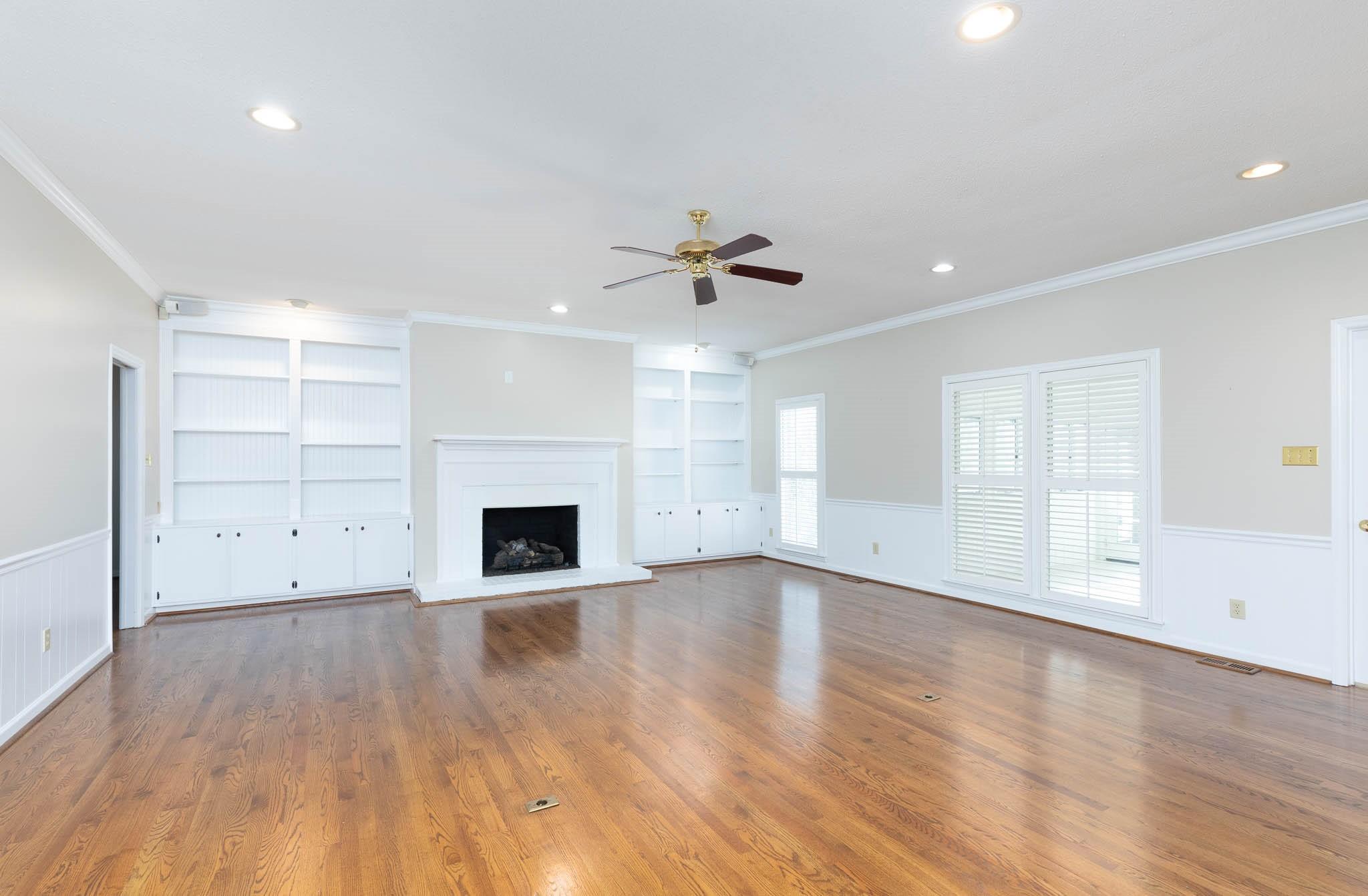 Seventeen Acres - Residential