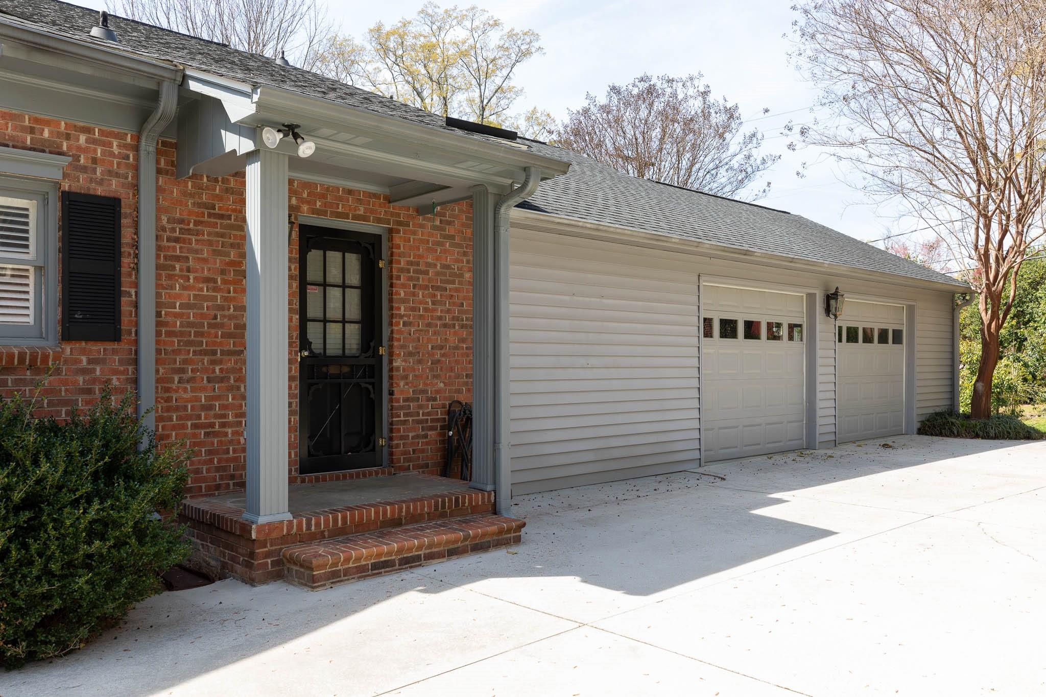 Seventeen Acres - Residential