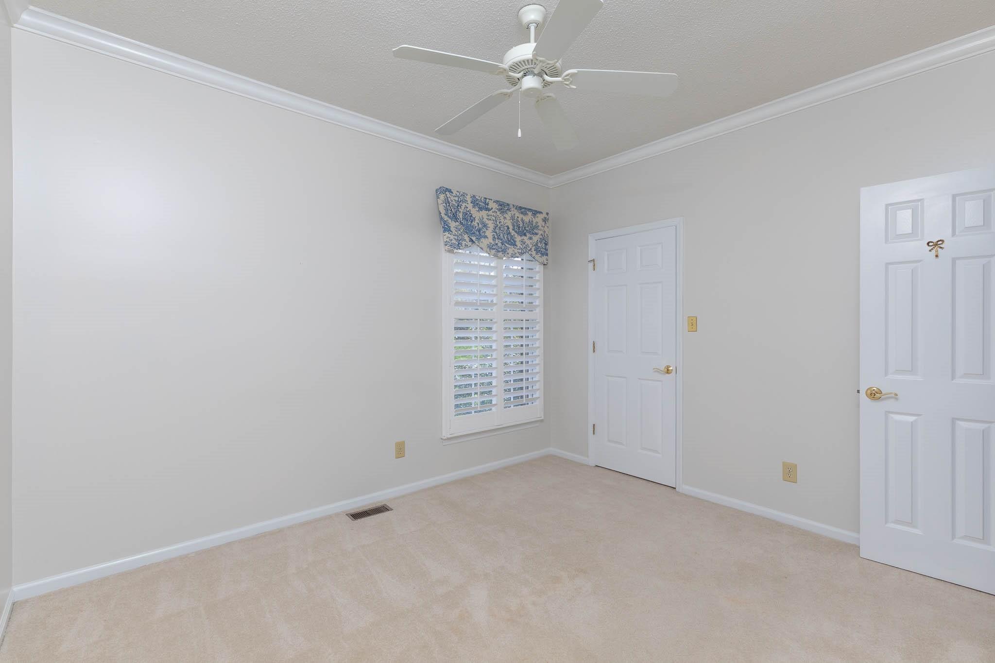 Seventeen Acres - Residential