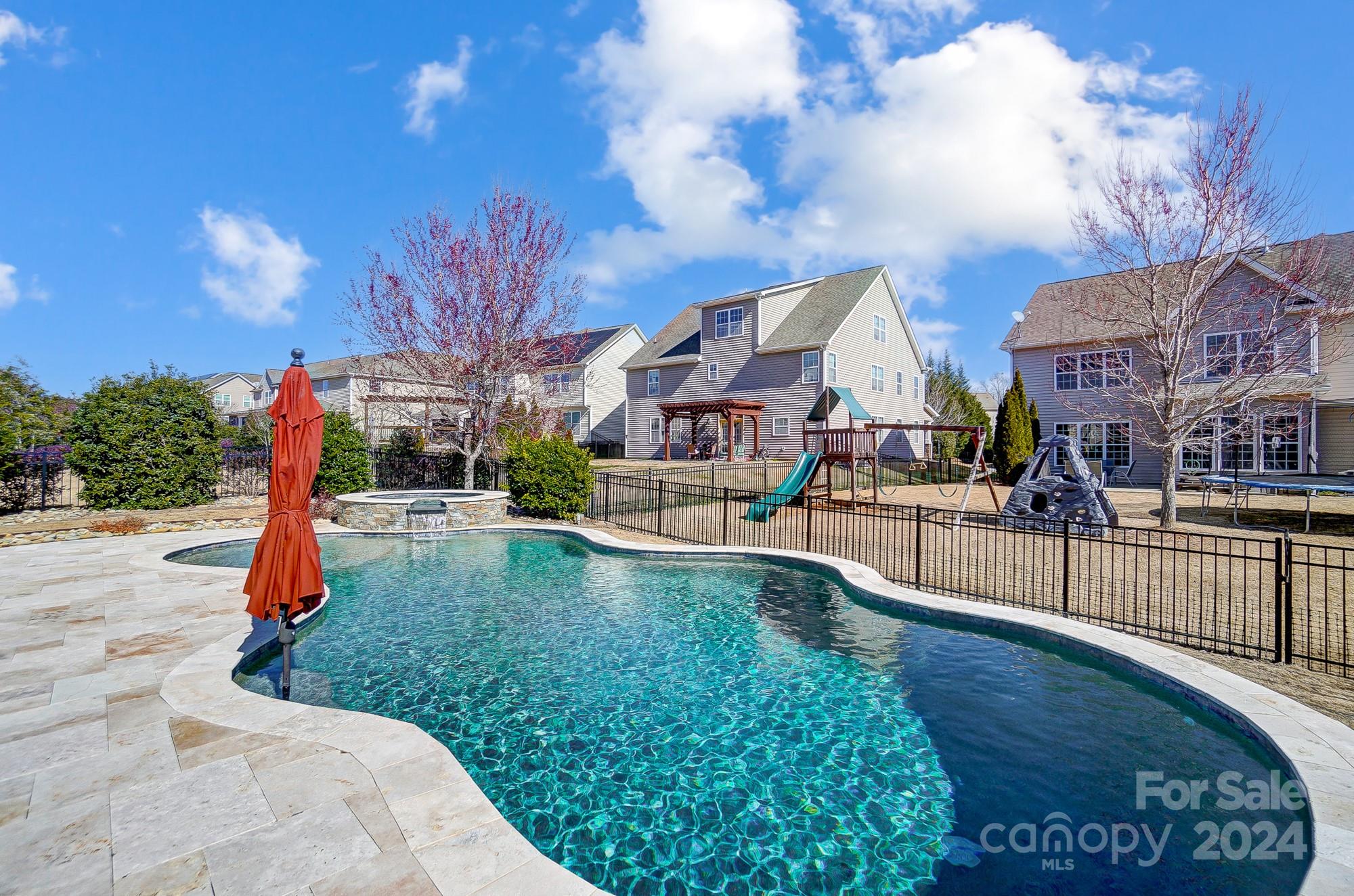 Lake Ridge - Residential