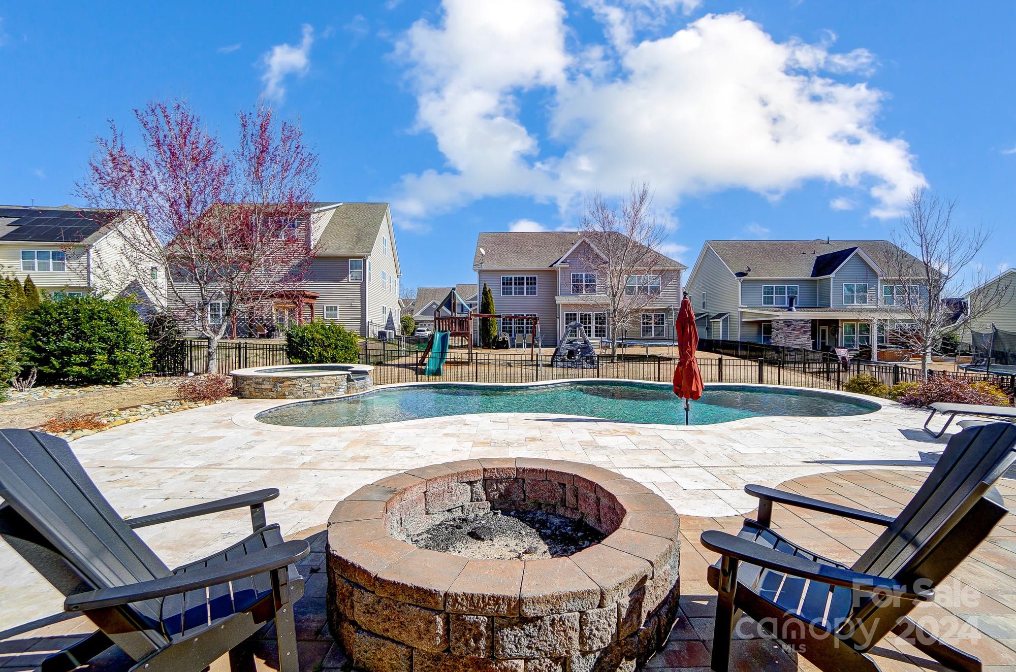 Lake Ridge - Residential