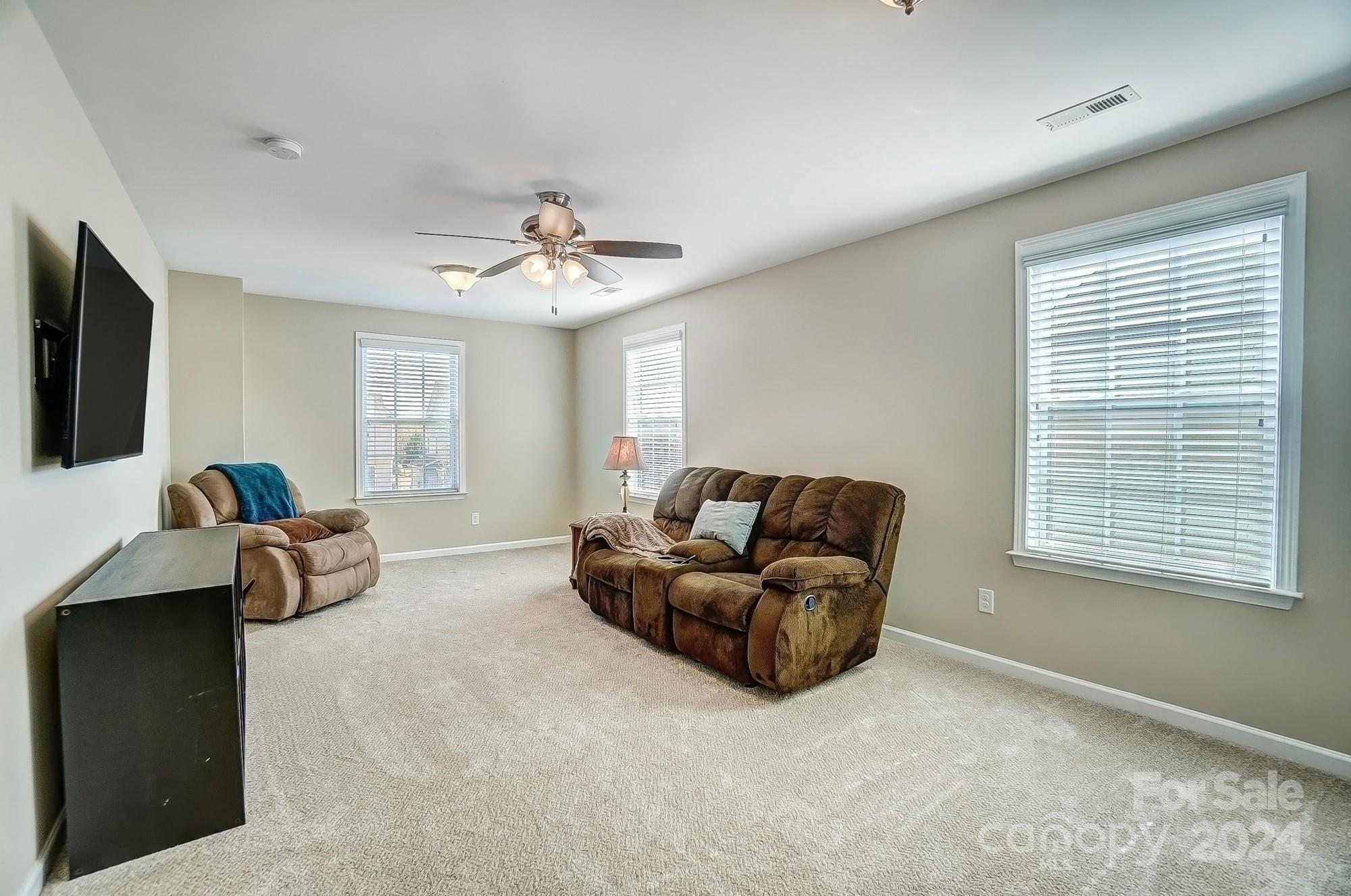 Lake Ridge - Residential