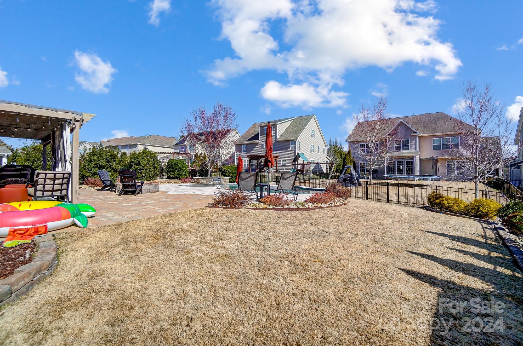 Lake Ridge - Residential