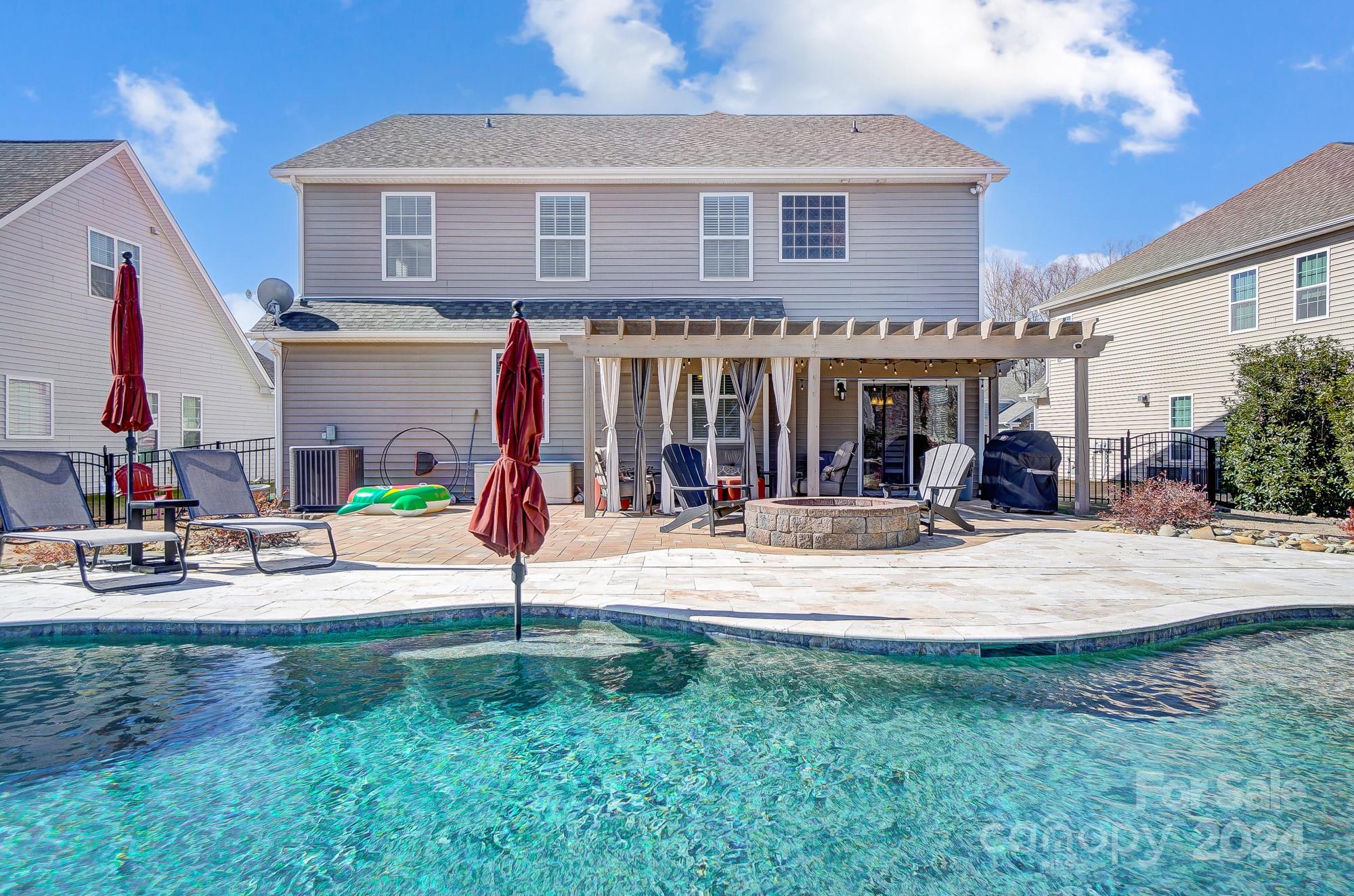 Lake Ridge - Residential