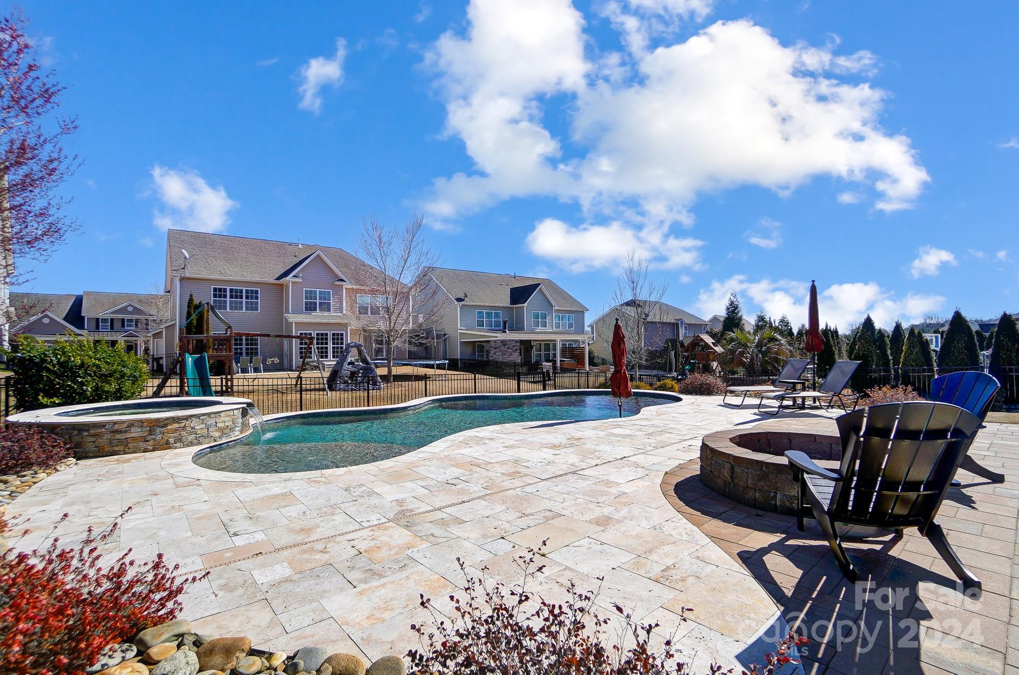 Lake Ridge - Residential