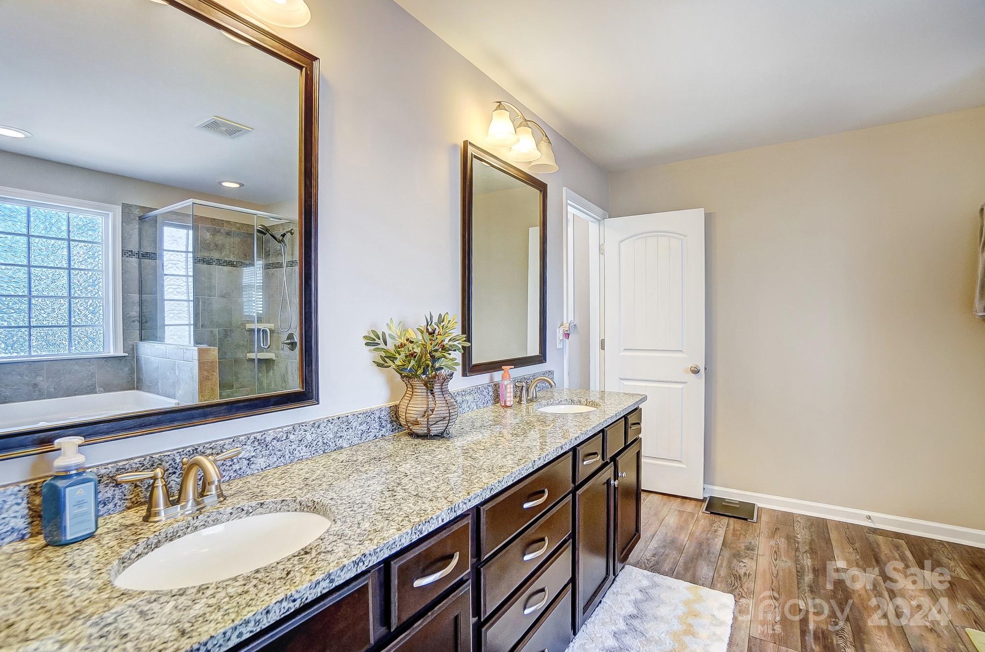 Lake Ridge - Residential