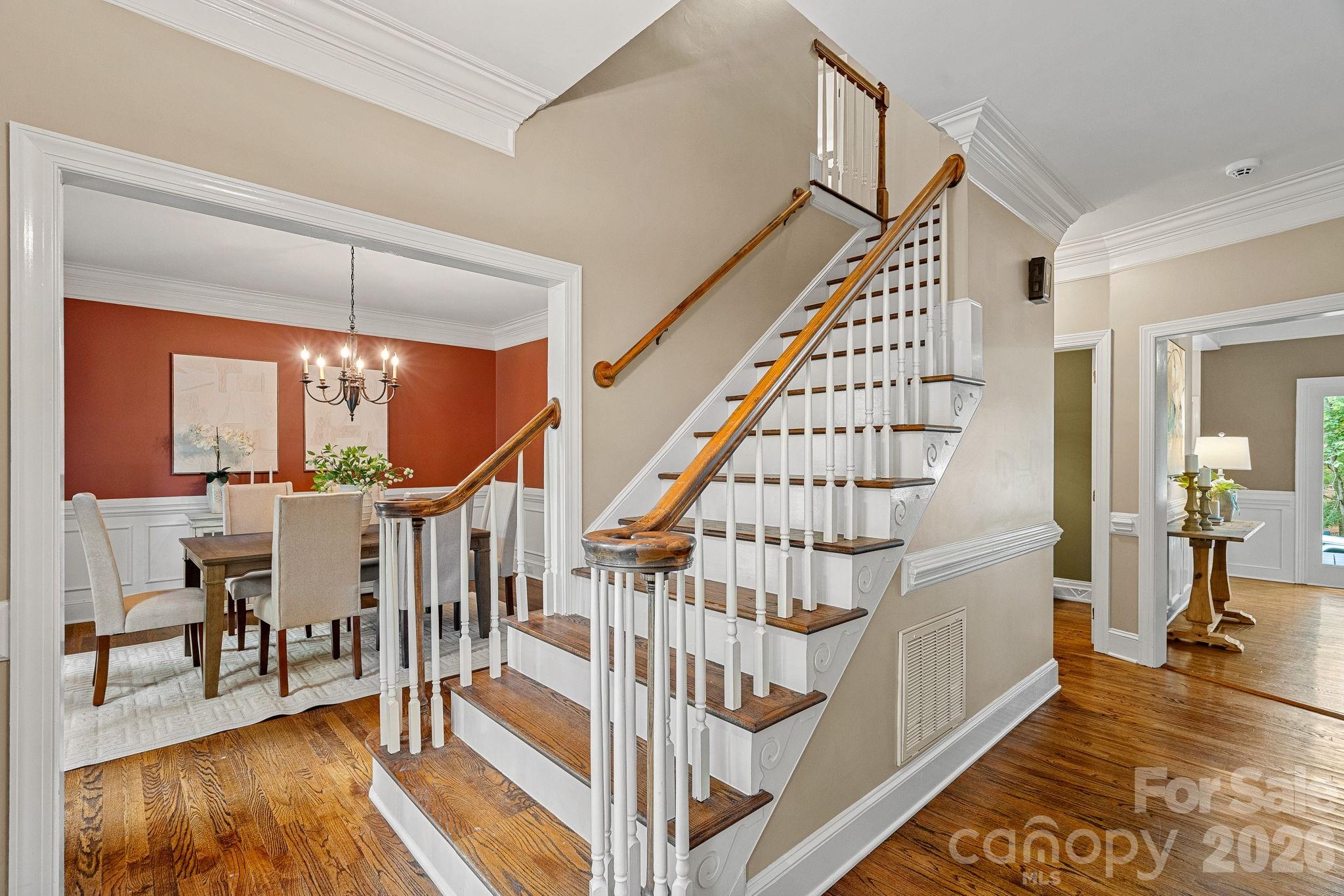 2512 Monteiane Drive