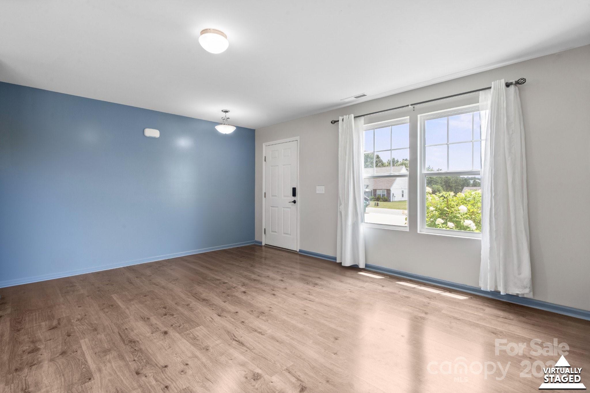 712 Coventry Drive