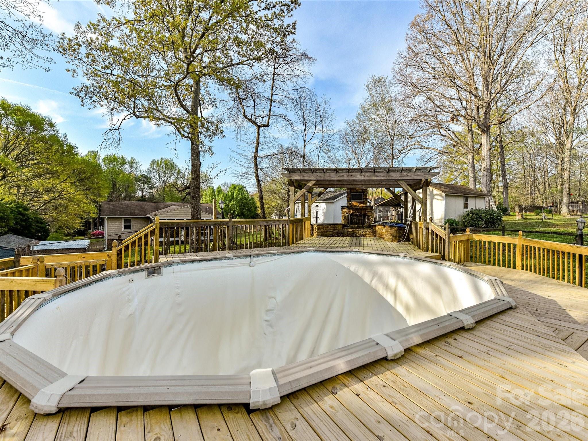 Lakewood Knolls - Residential