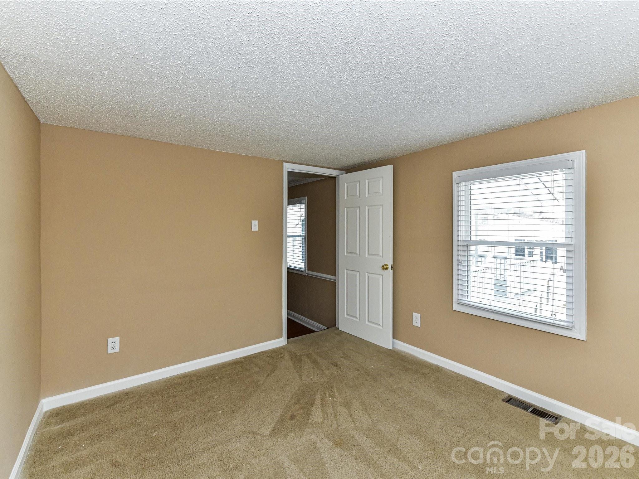 Lakewood Knolls - Residential