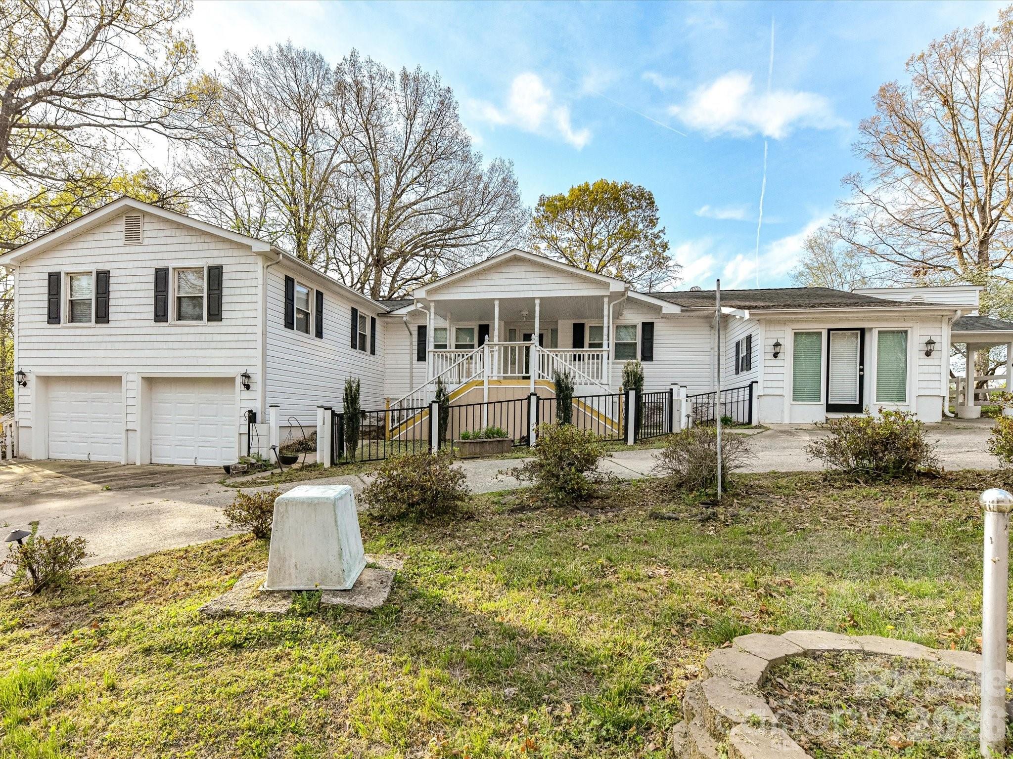 Lakewood Knolls - Residential