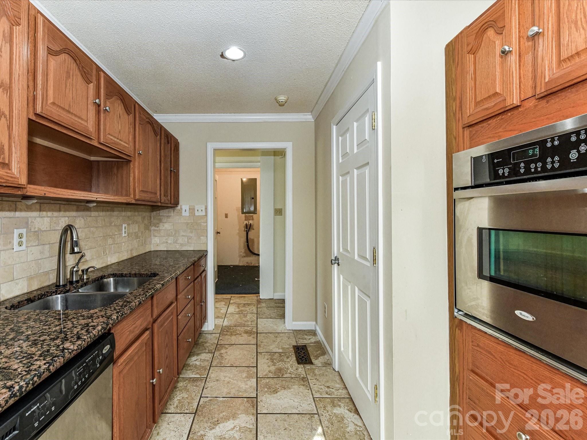 Lakewood Knolls - Residential