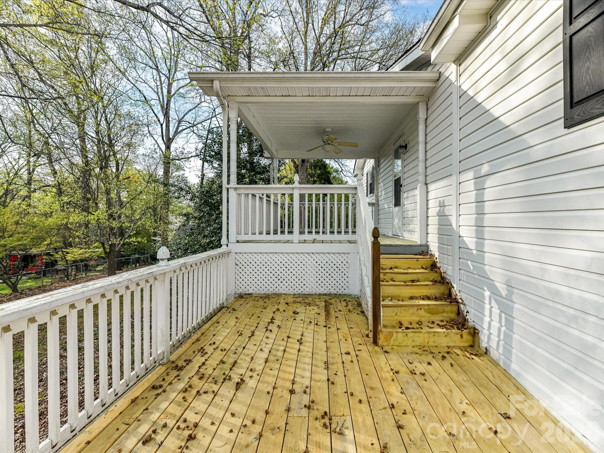 Lakewood Knolls - Residential