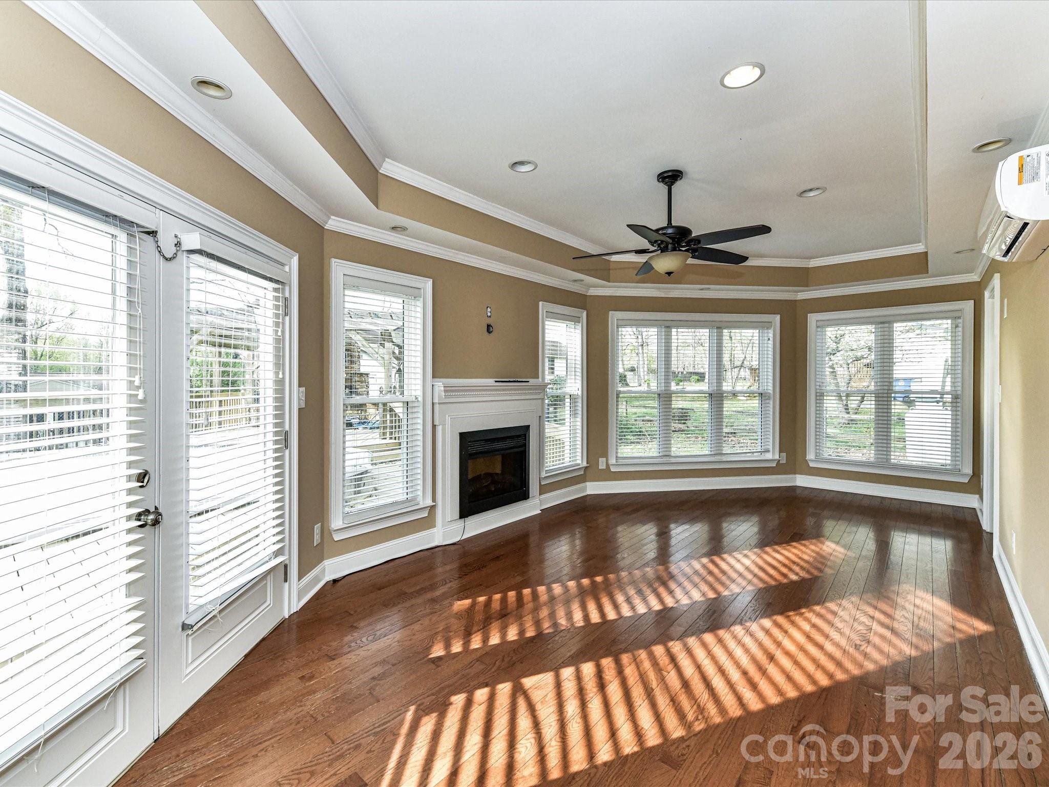 Lakewood Knolls - Residential