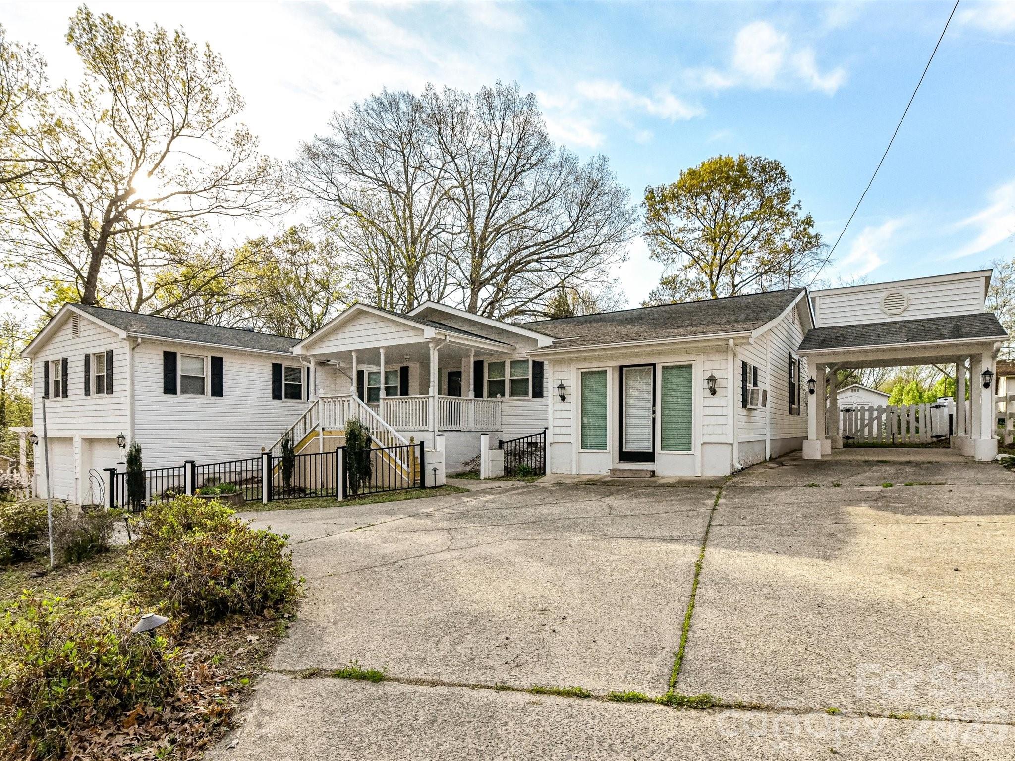 Lakewood Knolls - Residential