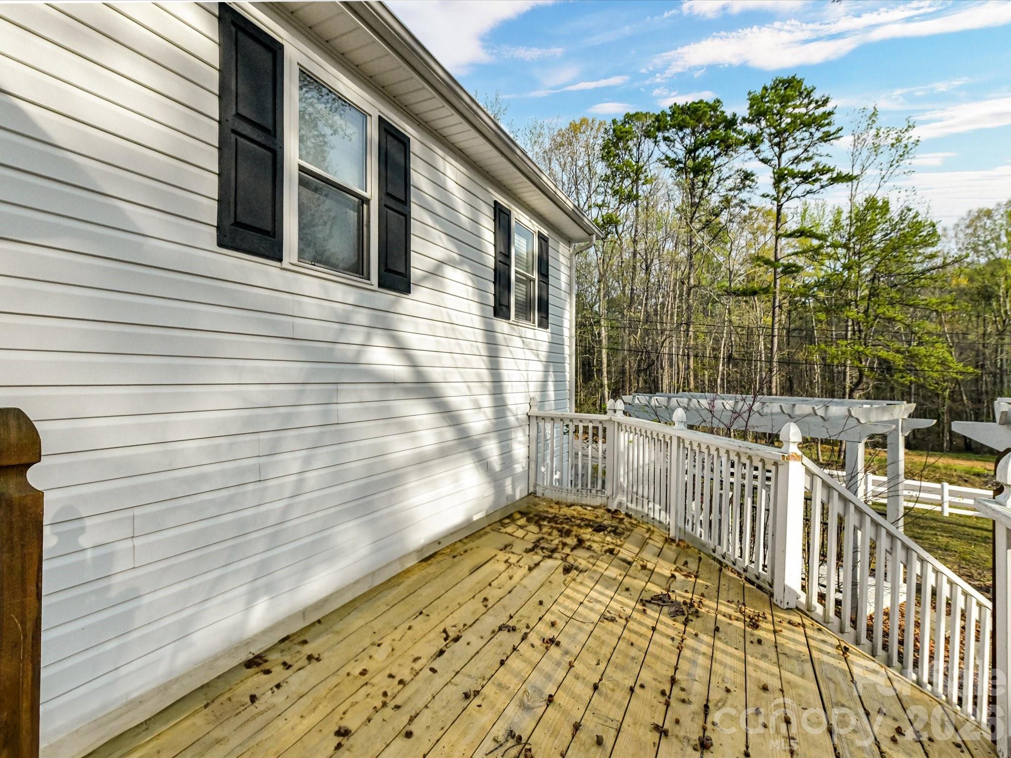 Lakewood Knolls - Residential