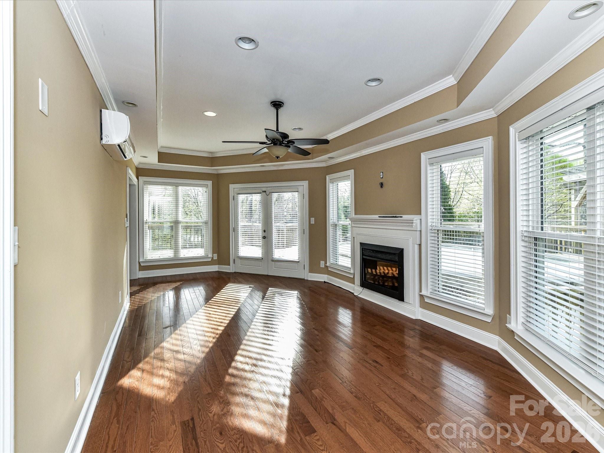 Lakewood Knolls - Residential