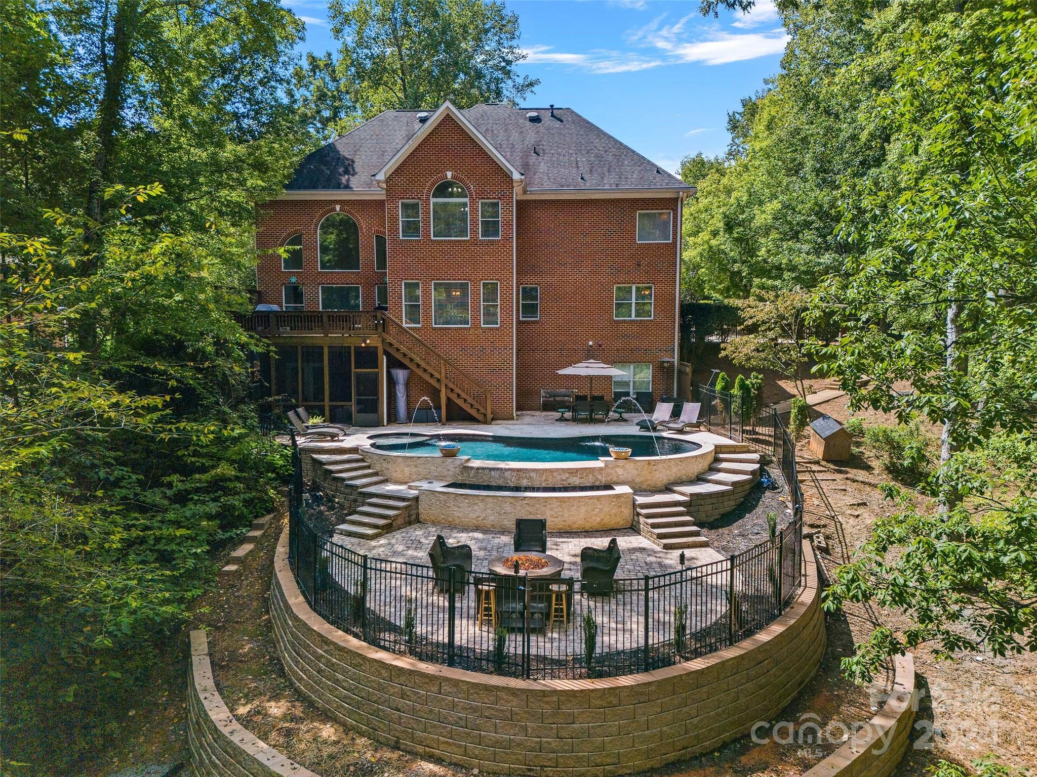 Weddington Hills - Residential