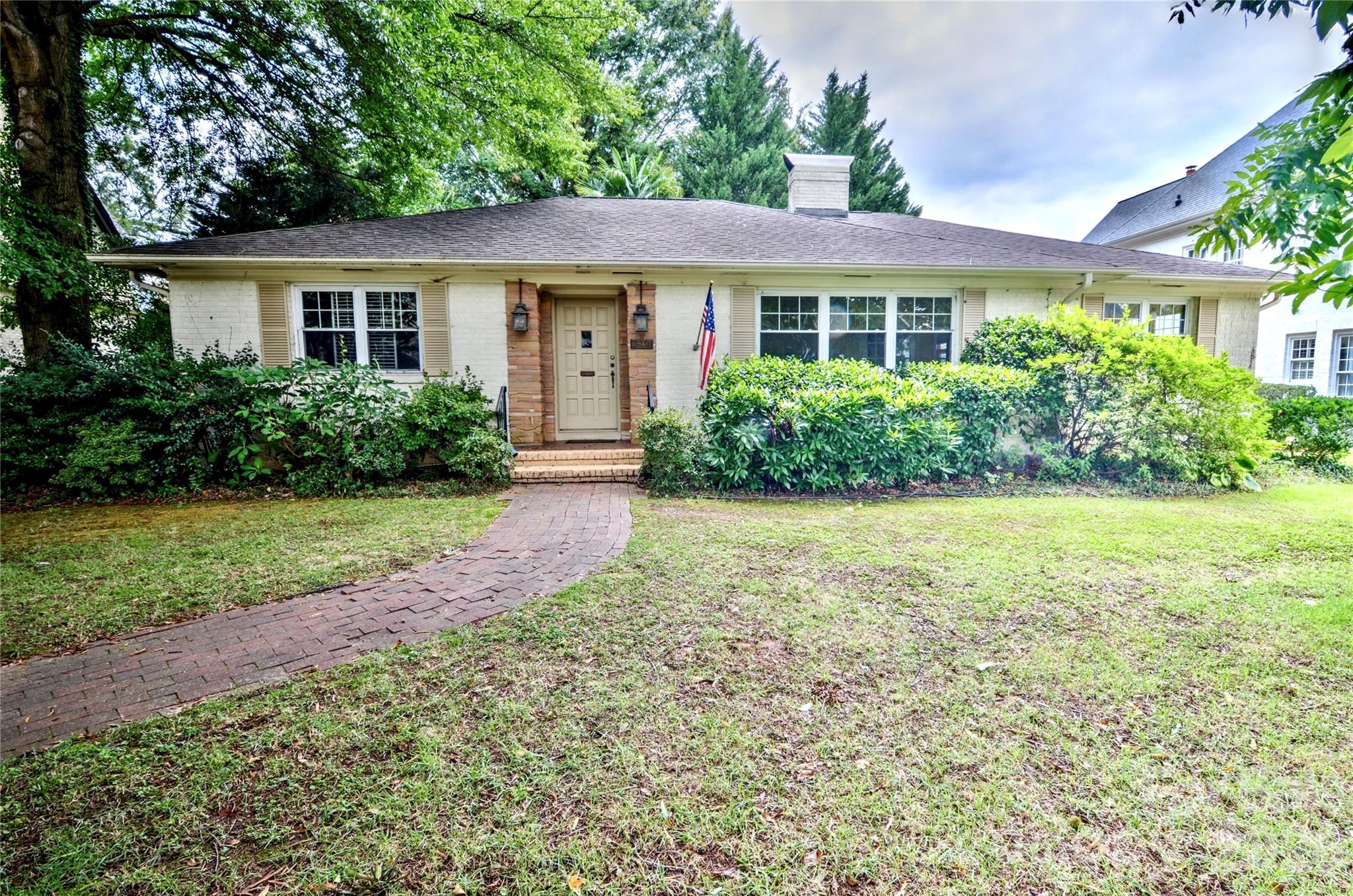 1960 Maryland Avenue