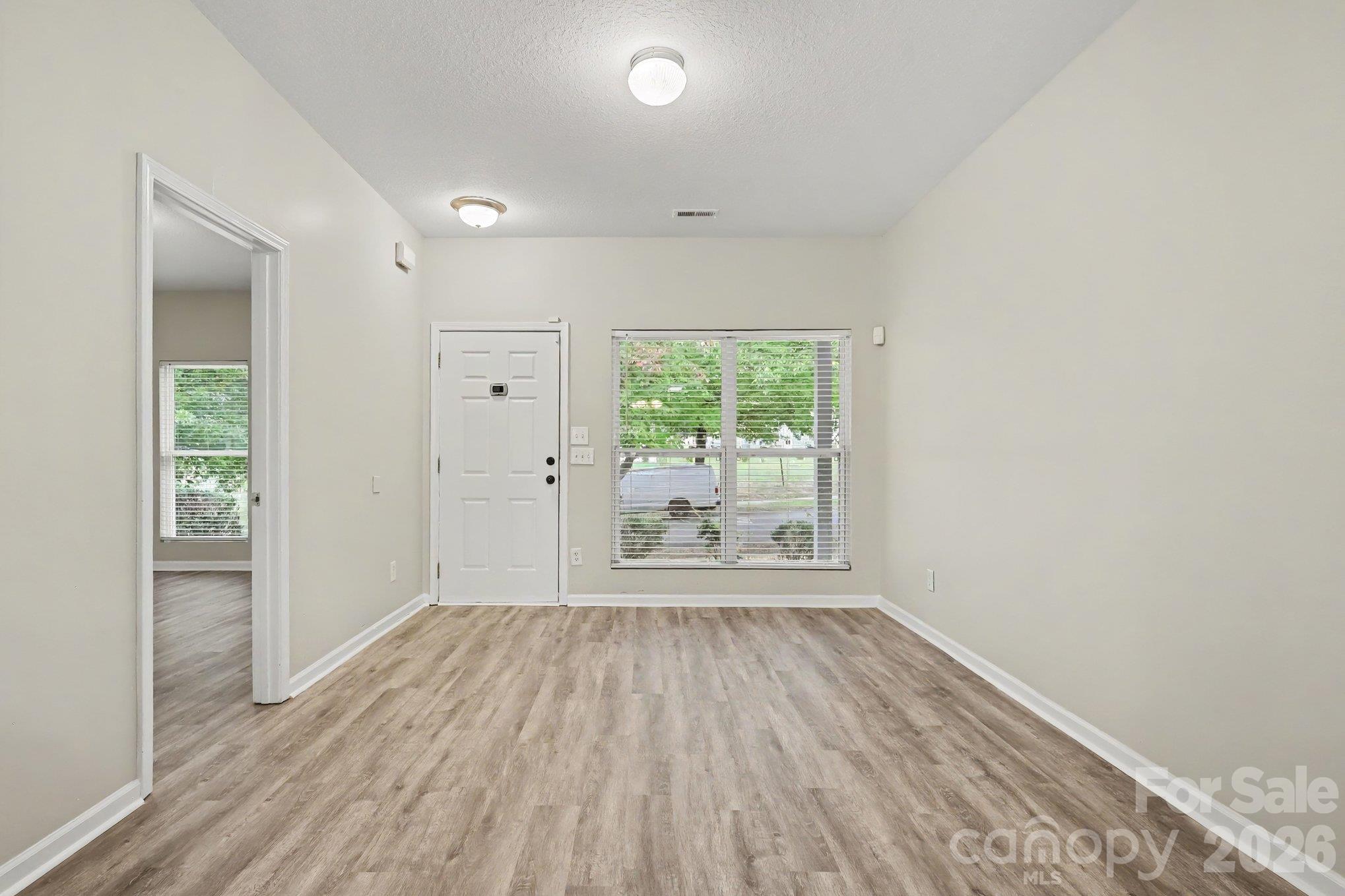 2655 Meadow Knoll Drive 25
