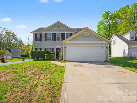 Photo of 7410 Sarnia Place, Charlotte, NC 28269 (MLS # 4363664)