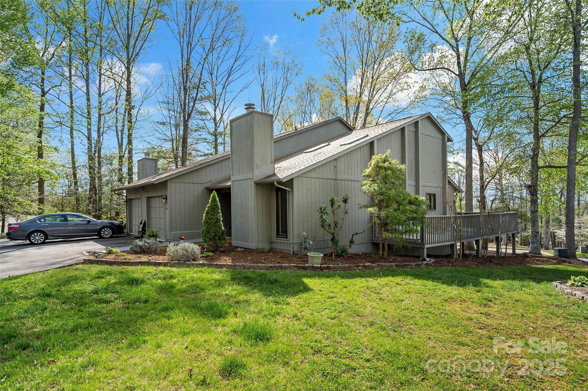 1501 Independence Trail
