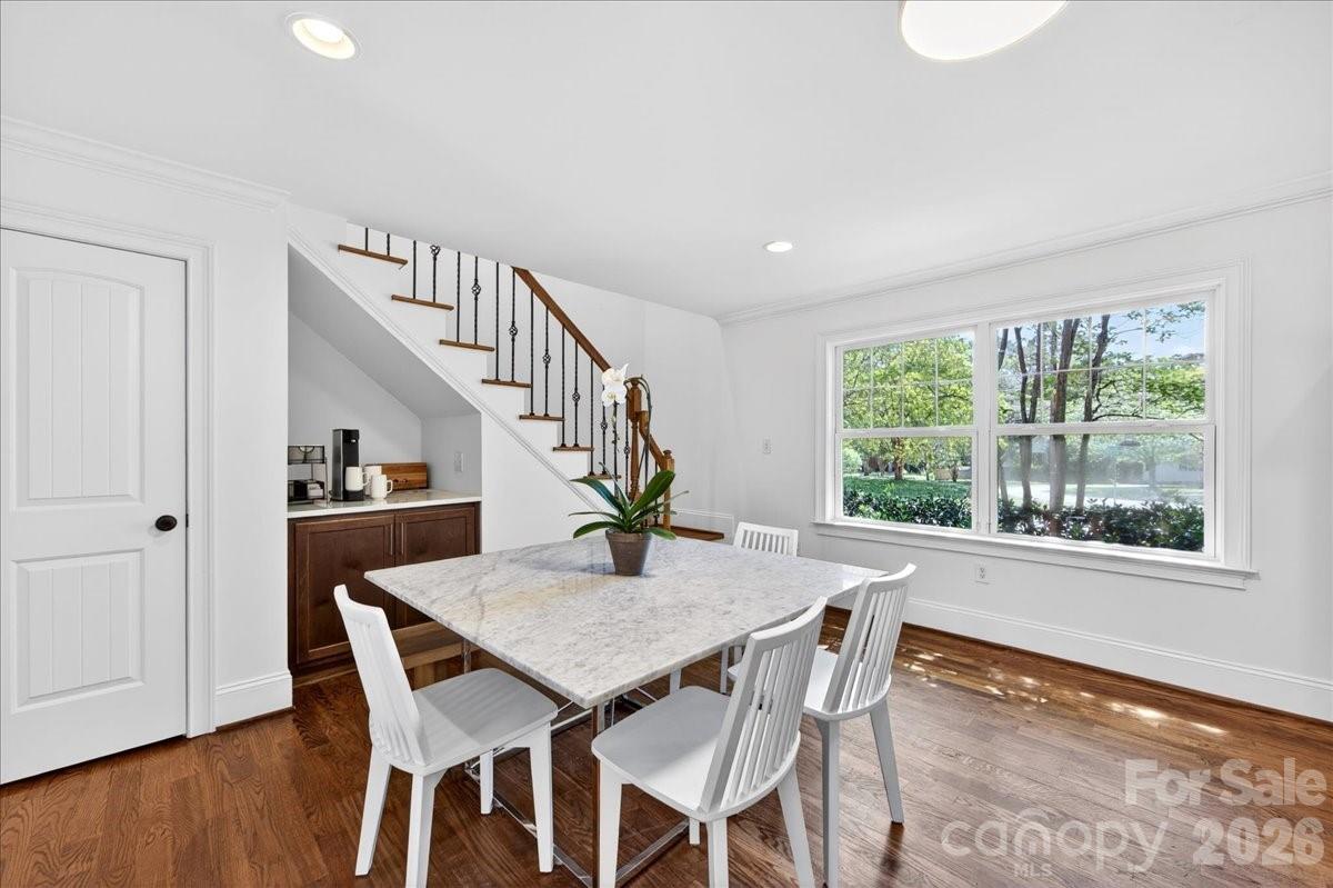 1929 Marguerite Avenue